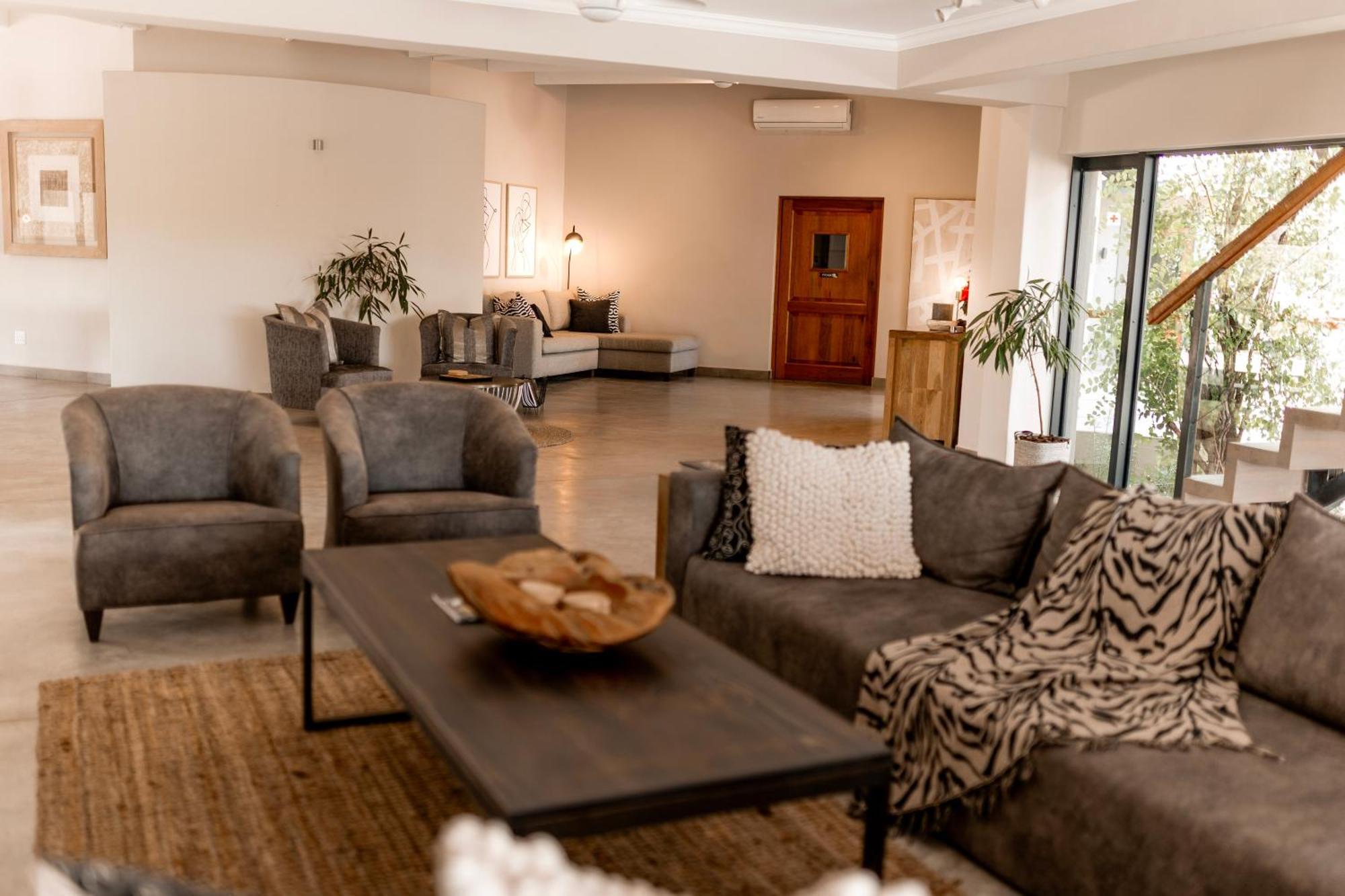 Little Kubu Lodge โฮดสปรูท ภายนอก รูปภาพ